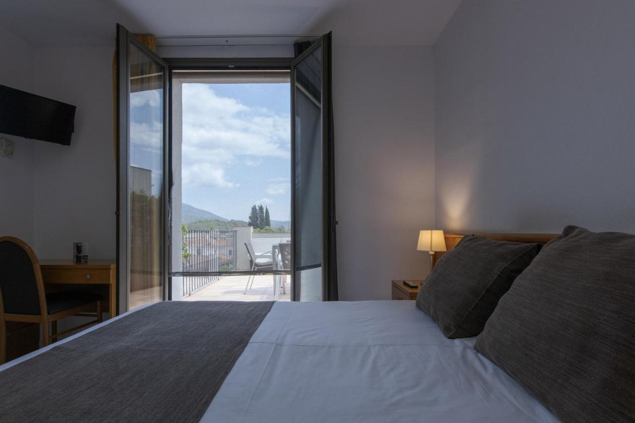 Hotel Alta Garrotxa Тортелла Экстерьер фото