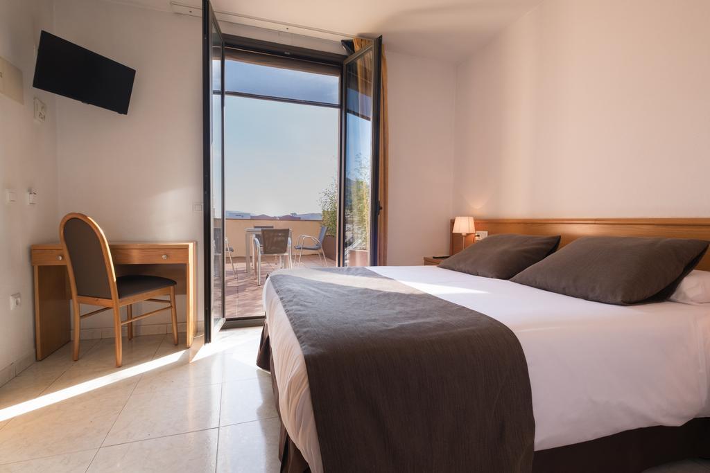 Hotel Alta Garrotxa Тортелла Экстерьер фото